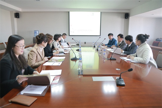 德赢AC米兰官网与韩国牧园大学座谈会.JPG